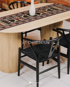 oval dining table (2)